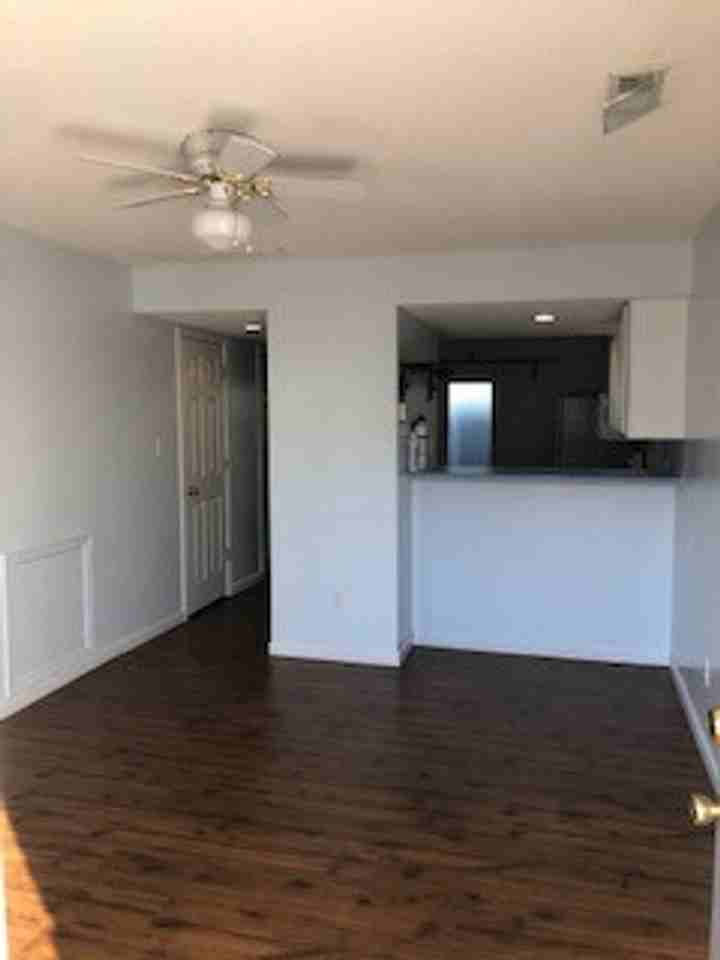3354 S Oaklawn Cir ##S - Photo 4 of 16