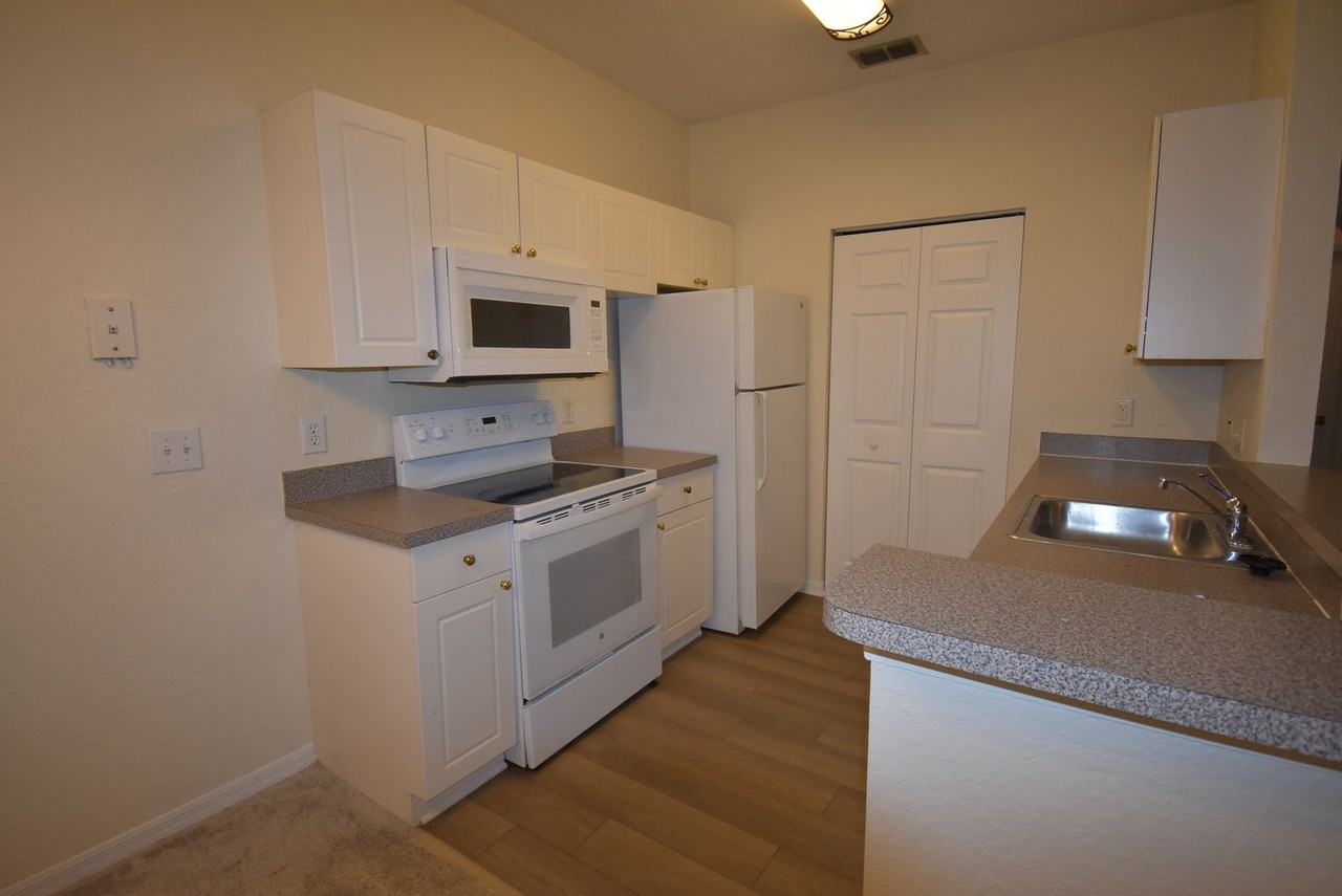 850 Grand Regency Pointe #100 - Photo 6 of 26