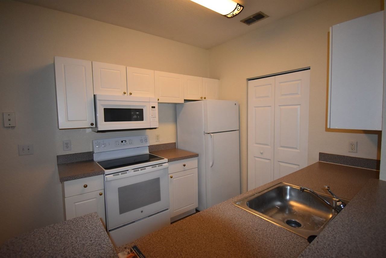 850 Grand Regency Pointe #100 - Photo 7 of 26