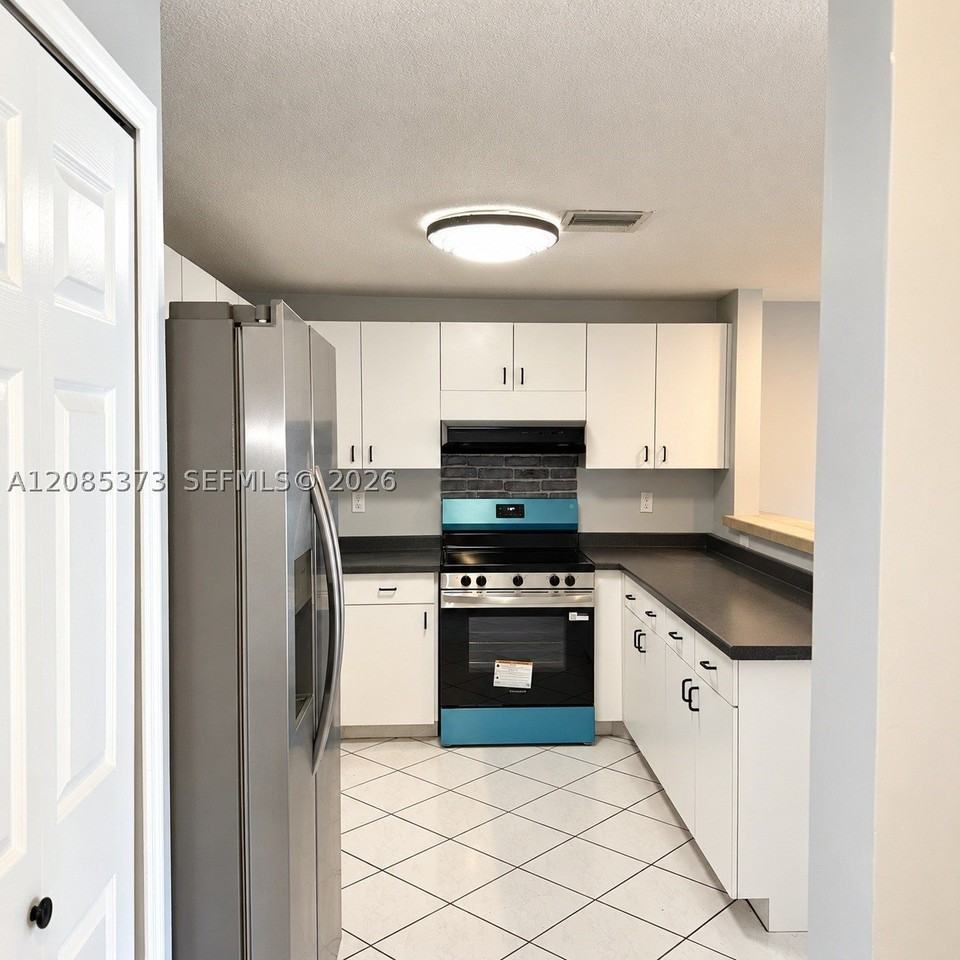 10130 Sw 154th Circle Ct #104-9 - Photo 6 of 46