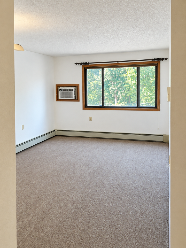 River Ridge Apartments - Photo 2 of 21