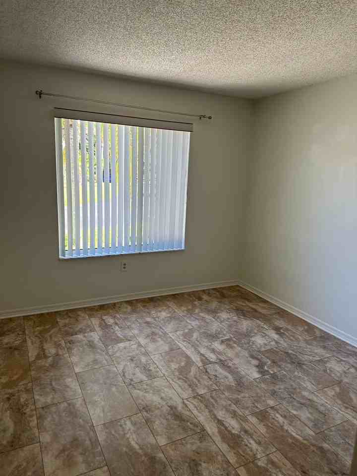 151 Plover Ln - Photo 5 of 21