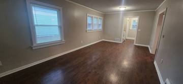 featured image of 3840 Oxford St