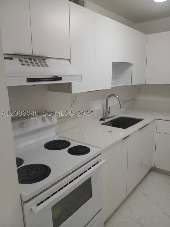 8405 Nw 8th St #311 - Photo 2 of 11