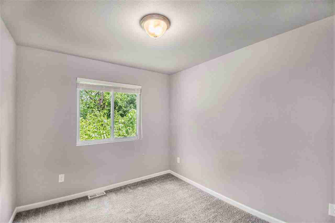 218 Westmoreland Ave - Photo 5 of 18