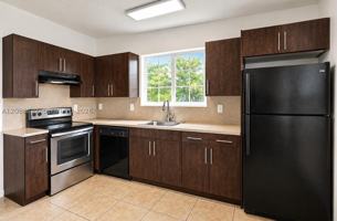 featured image of 13 S Royal Poinciana Blvd #20