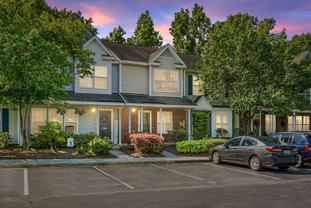 121 Hornby Cir - Photo 1 of 1