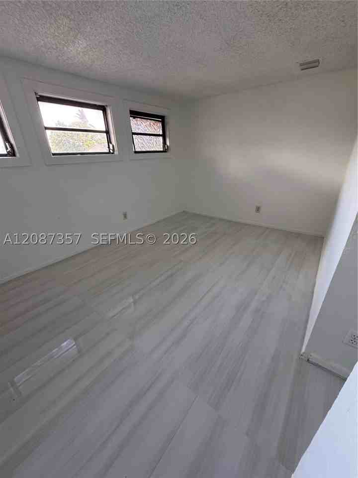 3625 Sw 70th Ave #23X - Photo 5 of 19