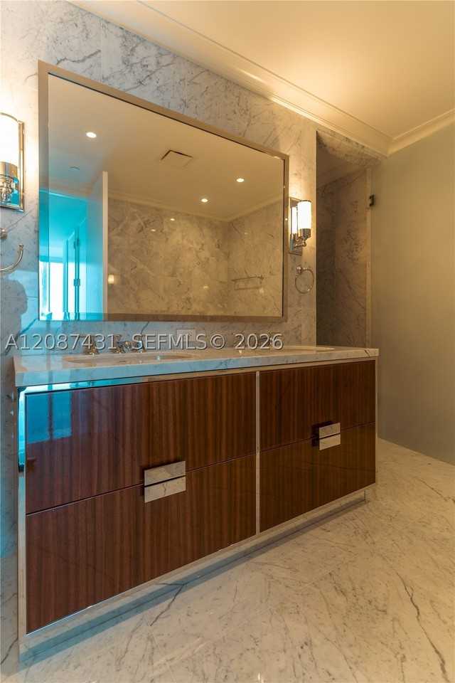 15701 Collins Ave #702 - Photo 6 of 41