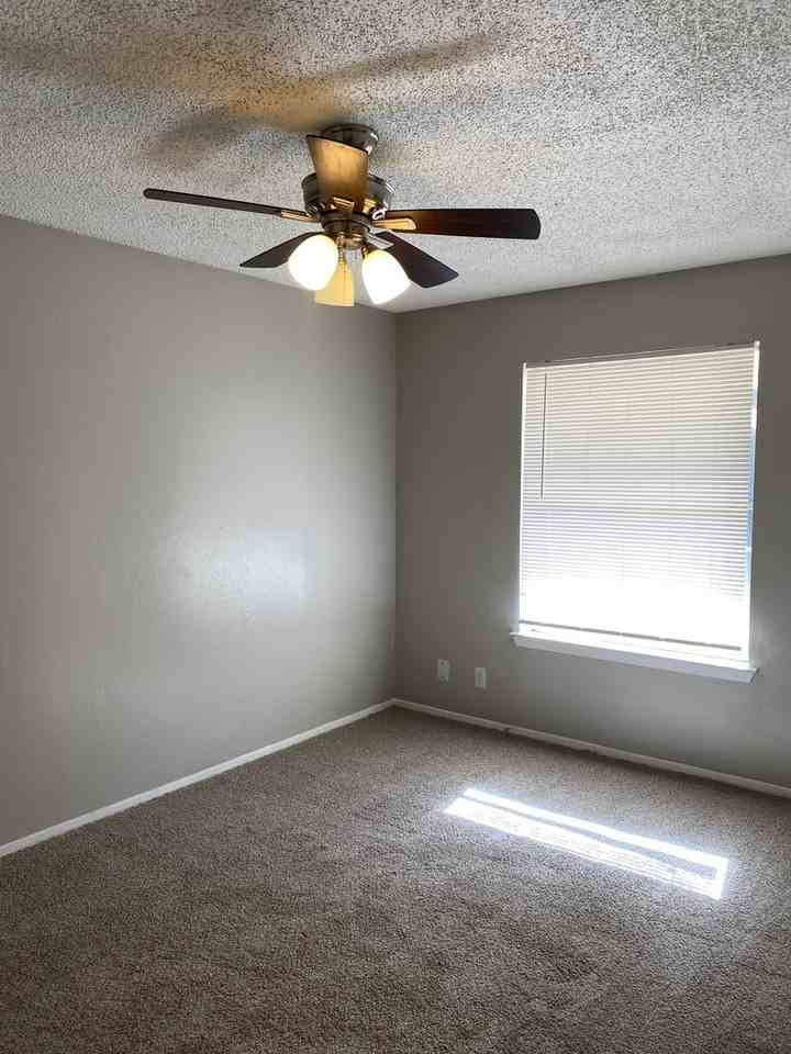 3518 Grant Ave #124 - Photo 4 of 9