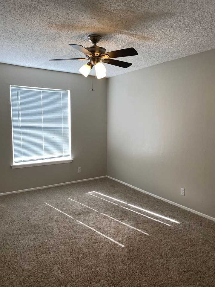 3518 Grant Ave #124 - Photo 7 of 9