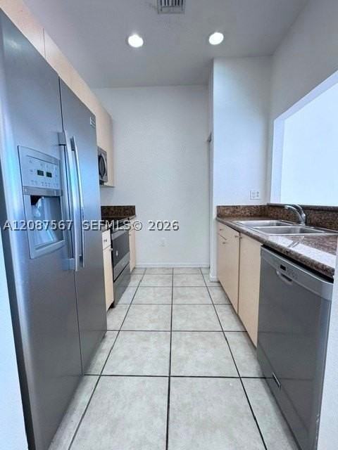 11102 Sw 236th Ter - Photo 2 of 12