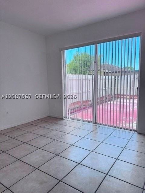 11102 Sw 236th Ter - Photo 4 of 12