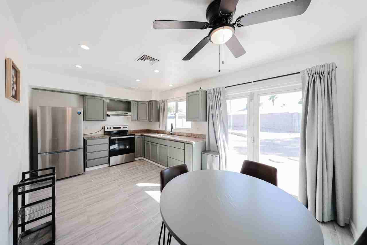 W Desiree Ln - Photo 2 of 25