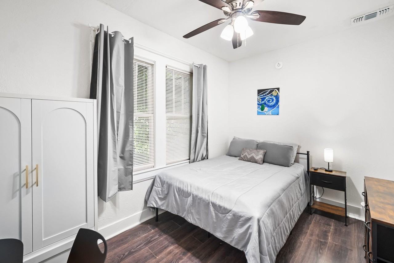 Nelms St - Photo 6 of 17