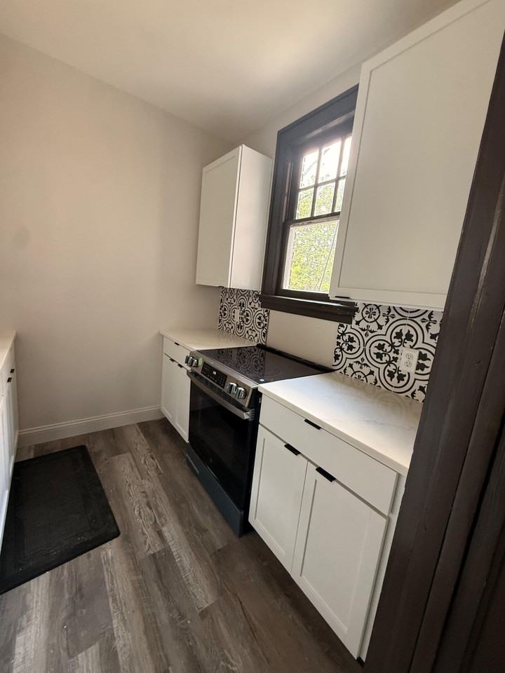 Linwood Ave - Photo 4 of 11