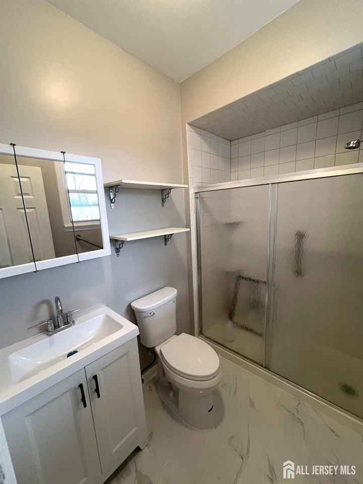 156 Holly St #1 - Photo 6 of 10