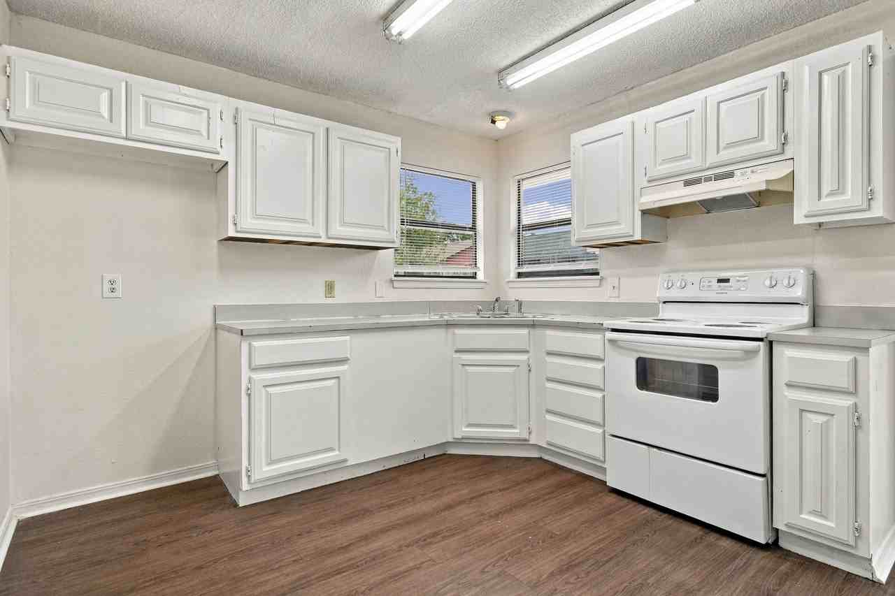 2911 S 121st East Ave - Photo 7 of 22