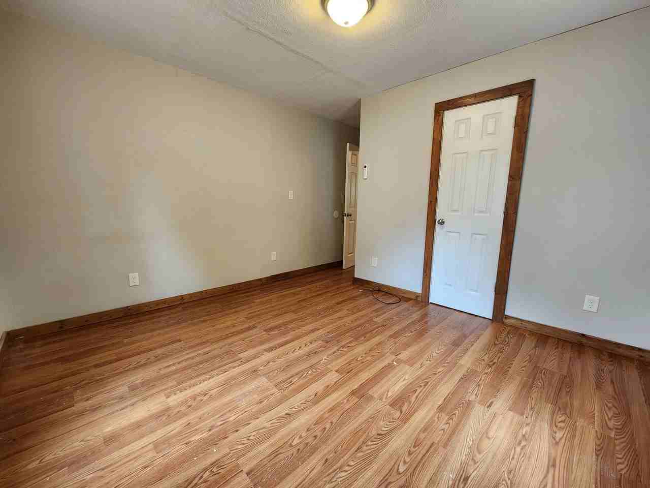 2316 N Weller Ave - Photo 6 of 19