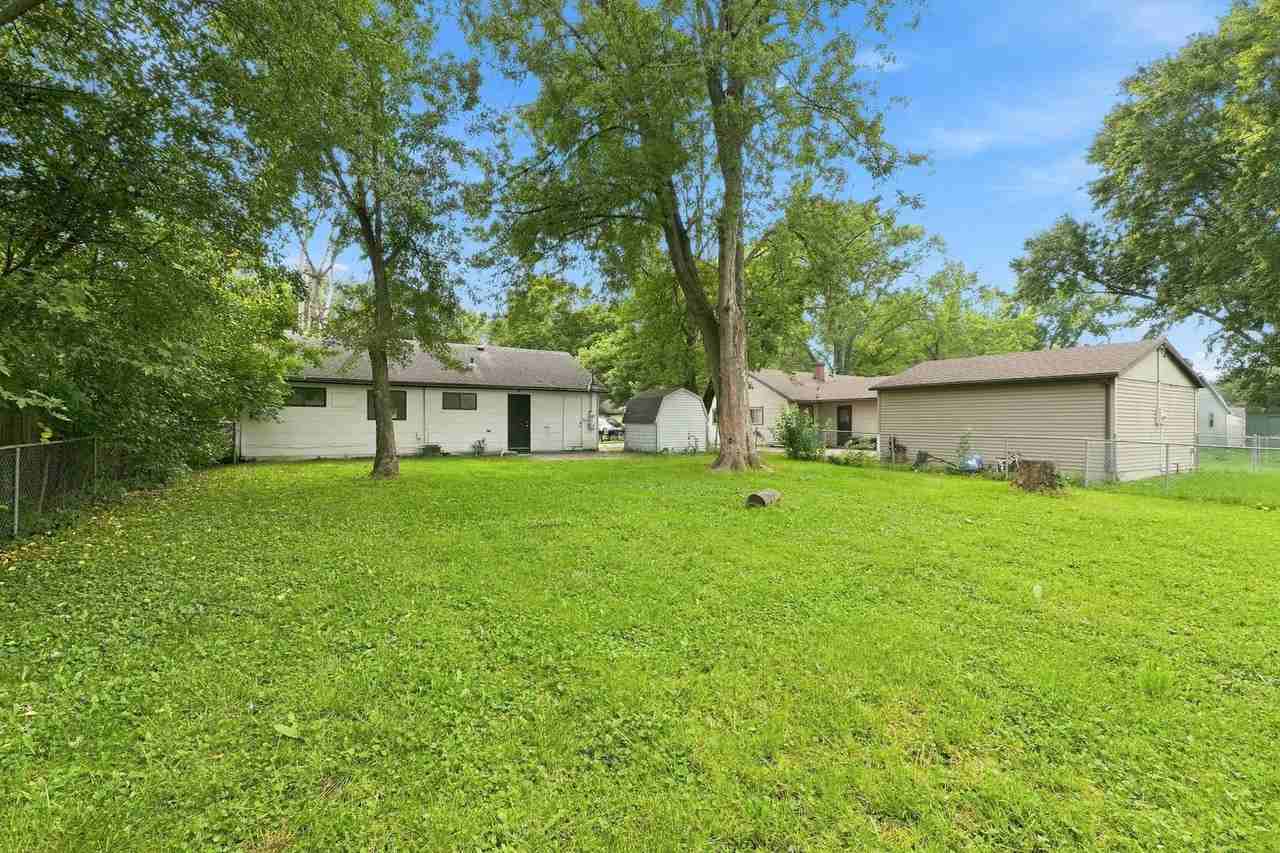 528 Courtney Dr - Photo 2 of 33