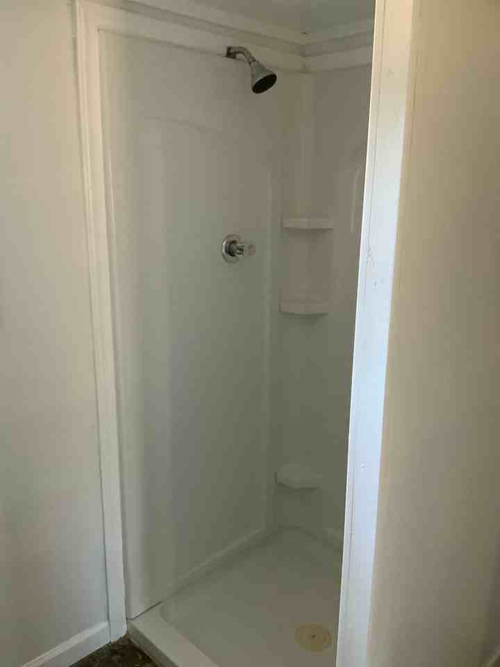 235 N Pecan St - Photo 3 of 41