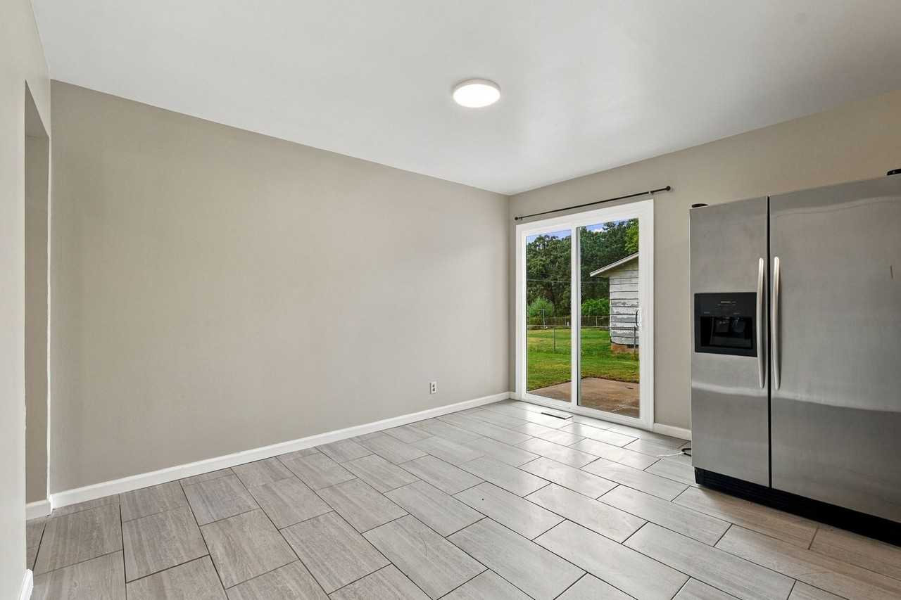 4820 S Nogales Ave - Photo 7 of 22