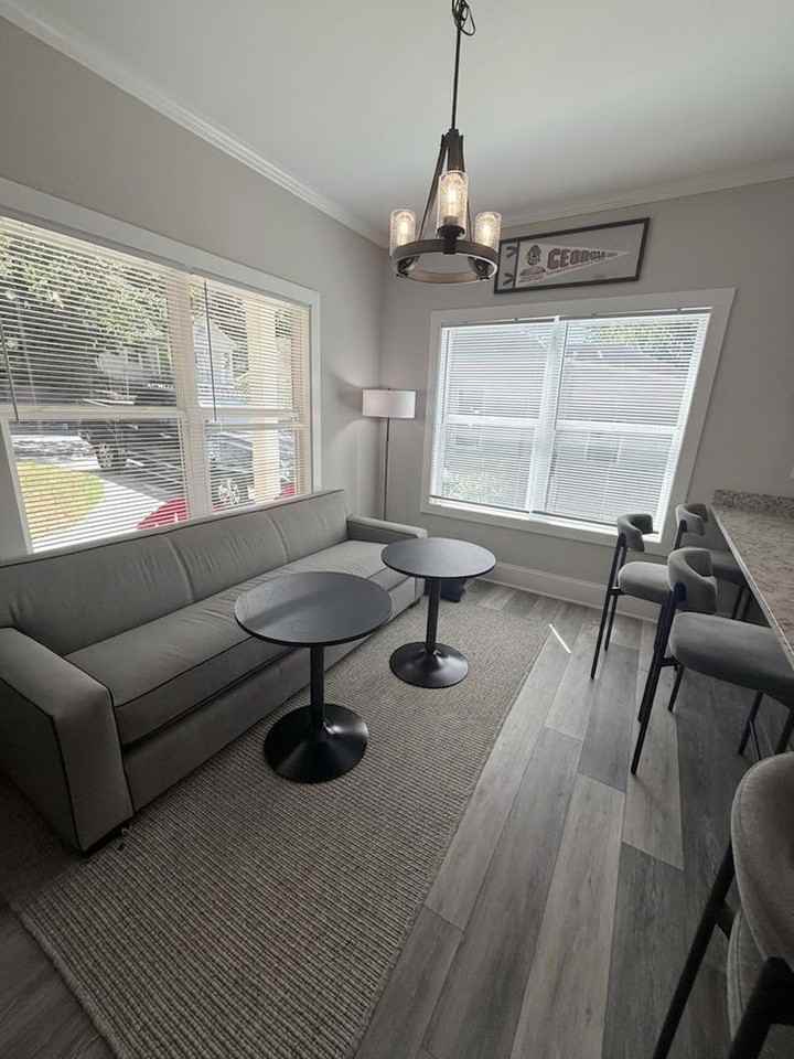 230 Glenhaven Ave - Photo 3 of 15