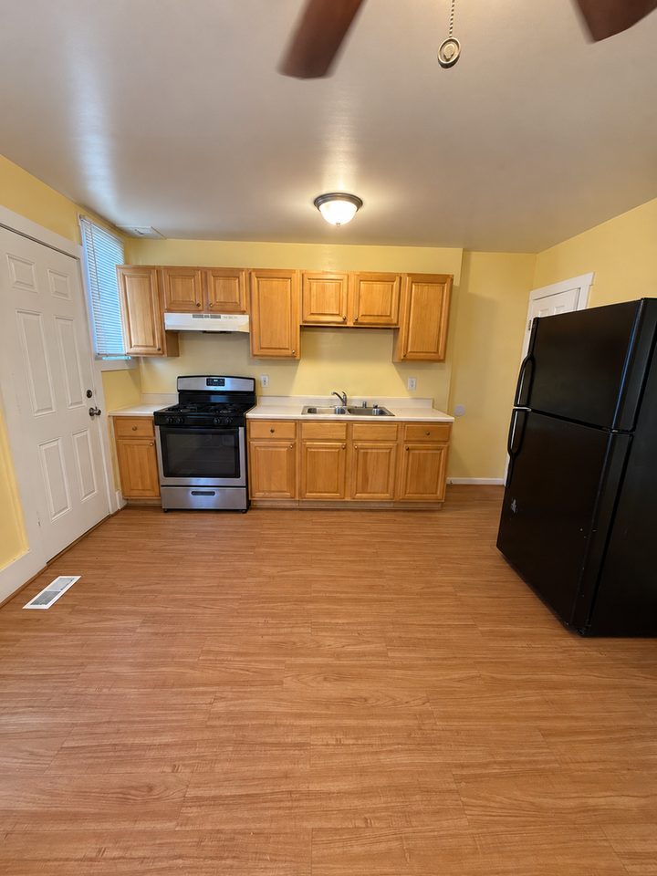 3326 Lyndale Ave - Photo 6 of 20