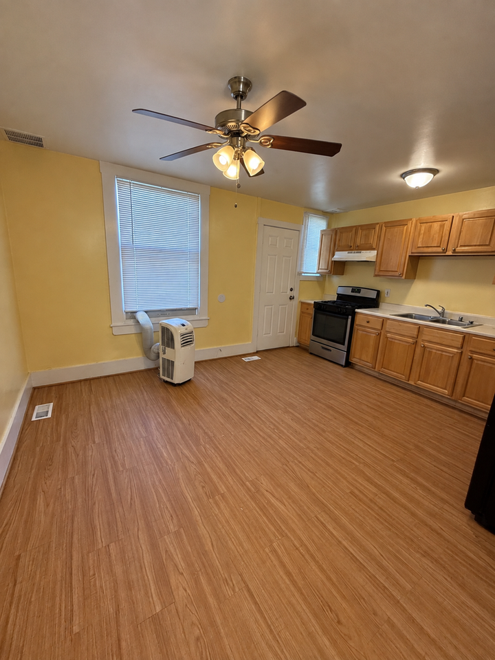 3326 Lyndale Ave - Photo 7 of 20