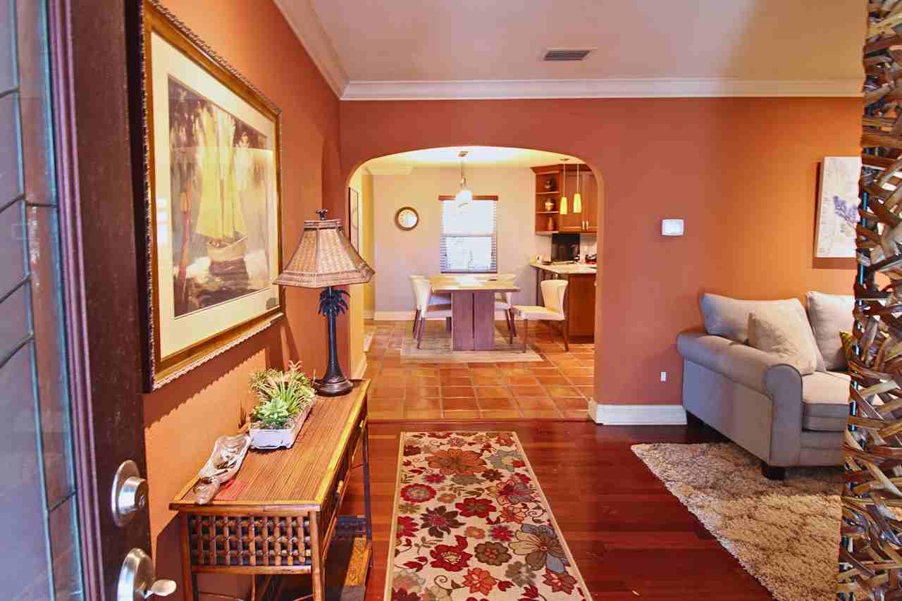 533 Chicago Ave - Photo 3 of 19