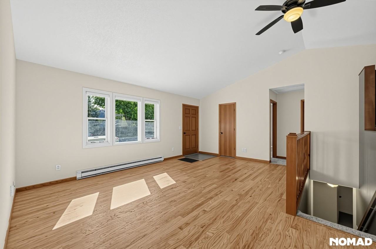 3543 Tradition Dr - Photo 3 of 32