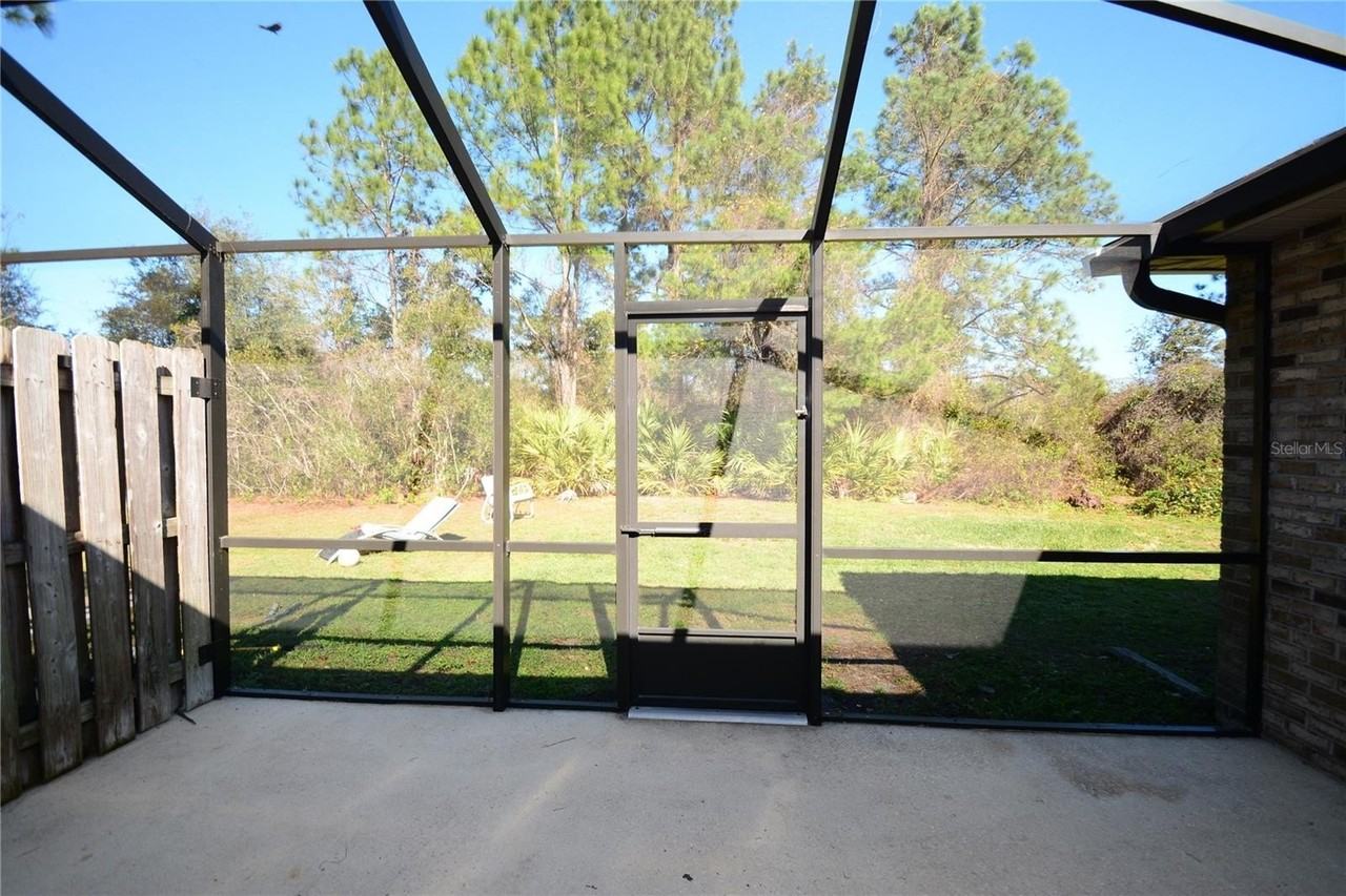 33 Rosepetal Ln #B - Photo 2 of 20