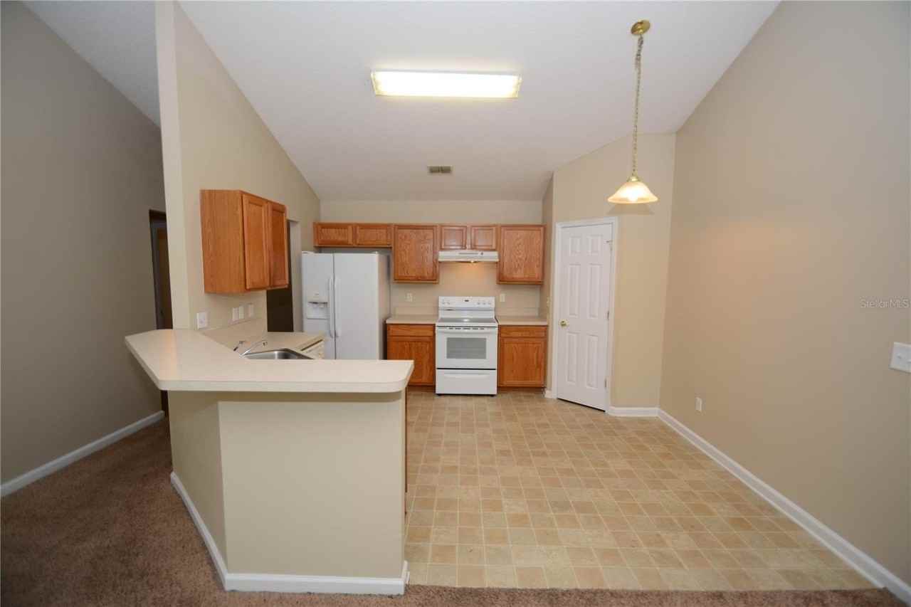 33 Rosepetal Ln #B - Photo 5 of 20