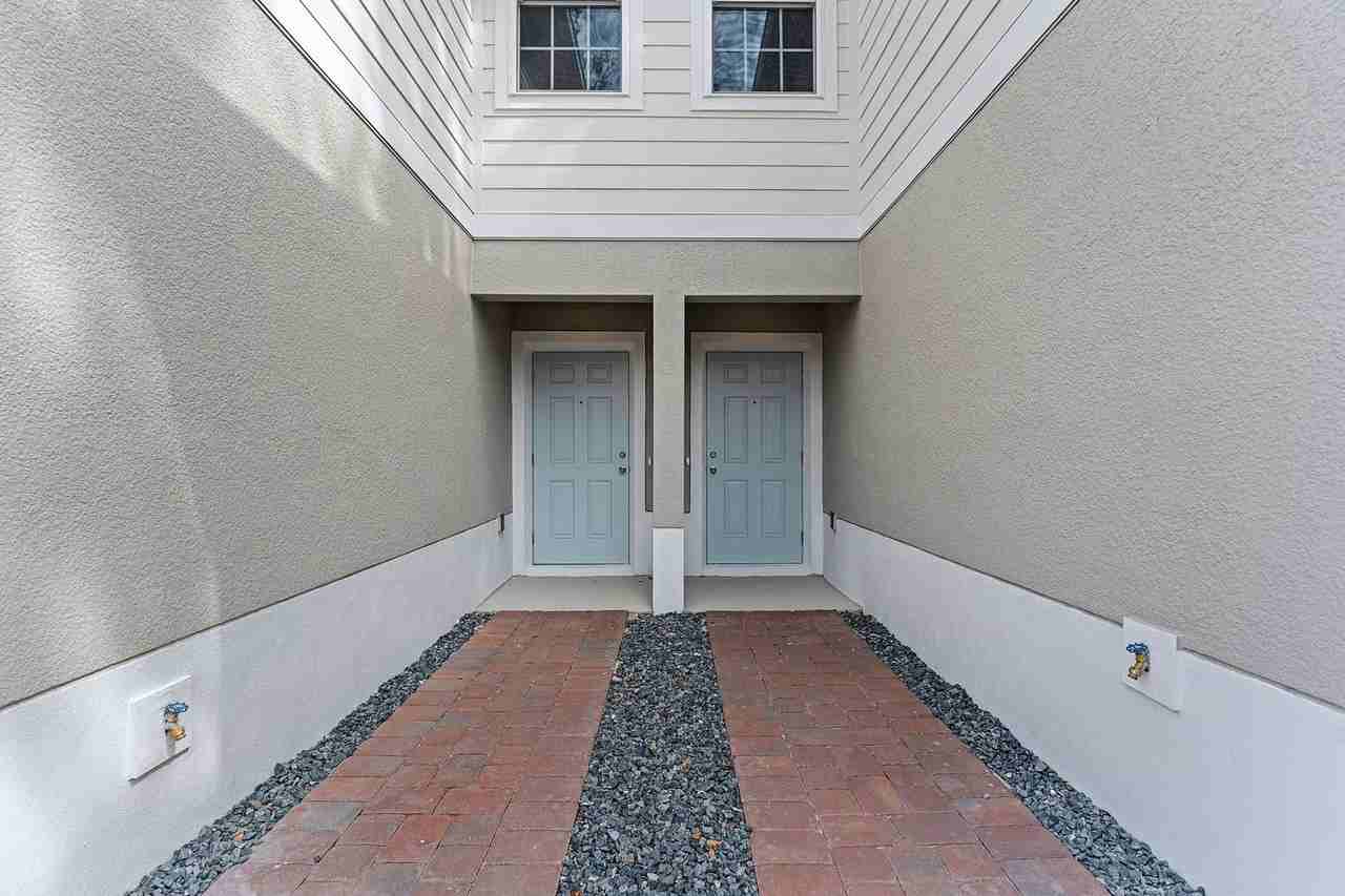 2404 Mercury Way - Photo 3 of 32