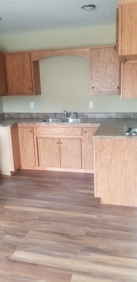 Pineview Dr - Photo 7 of 10