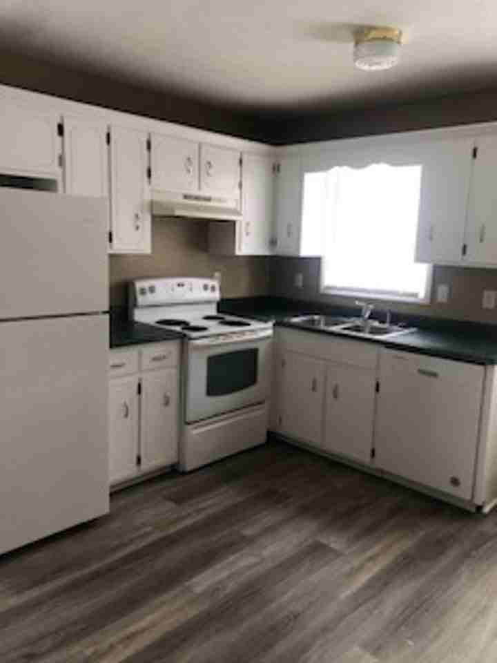 162 Caldwell Ave - Photo 2 of 9