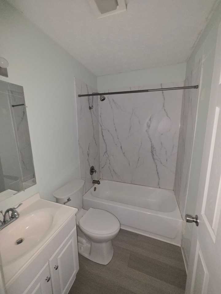 1800 1800 Seminole Dr - Chestnut 29 - Photo 6 of 10