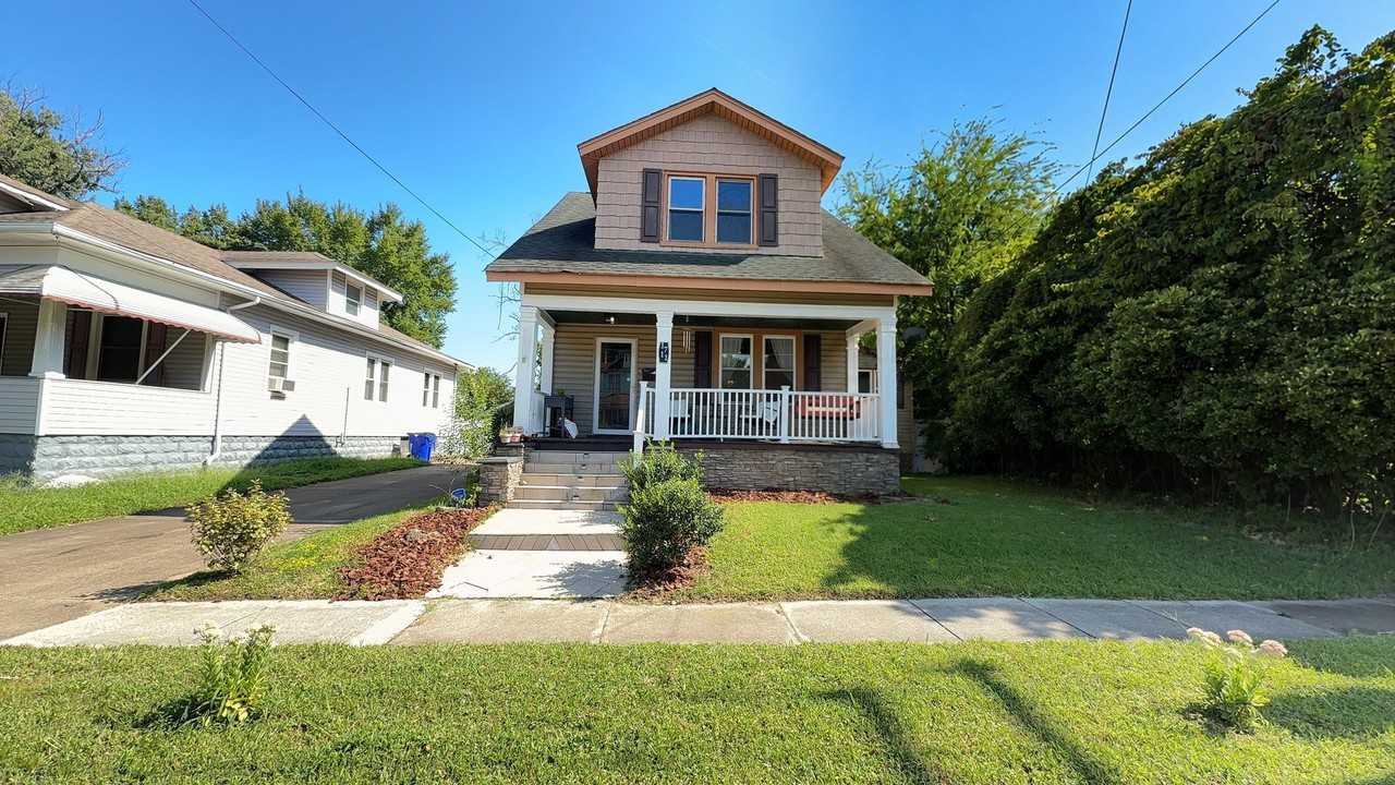 1711 Springfield Ave - Photo 2 of 18