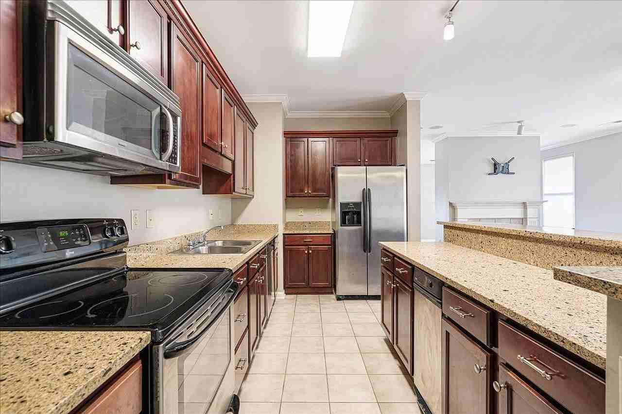 721 Litty Ct #302 - Photo 6 of 24