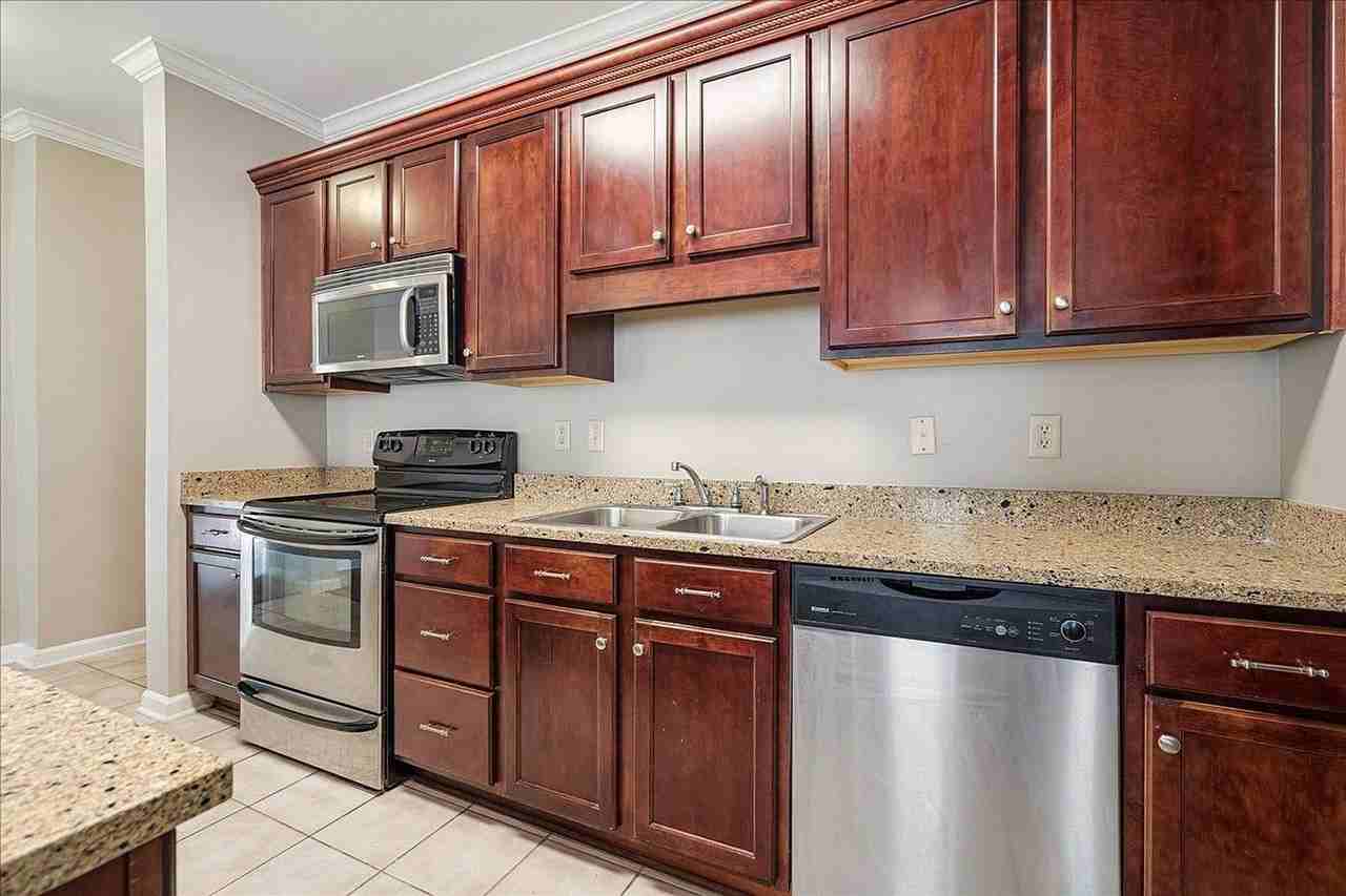 721 Litty Ct #302 - Photo 7 of 24