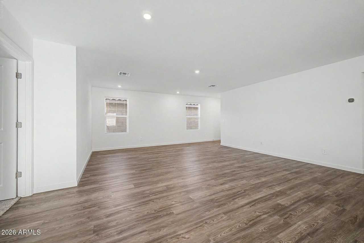 24534 W St Anne Ave - Photo 3 of 19
