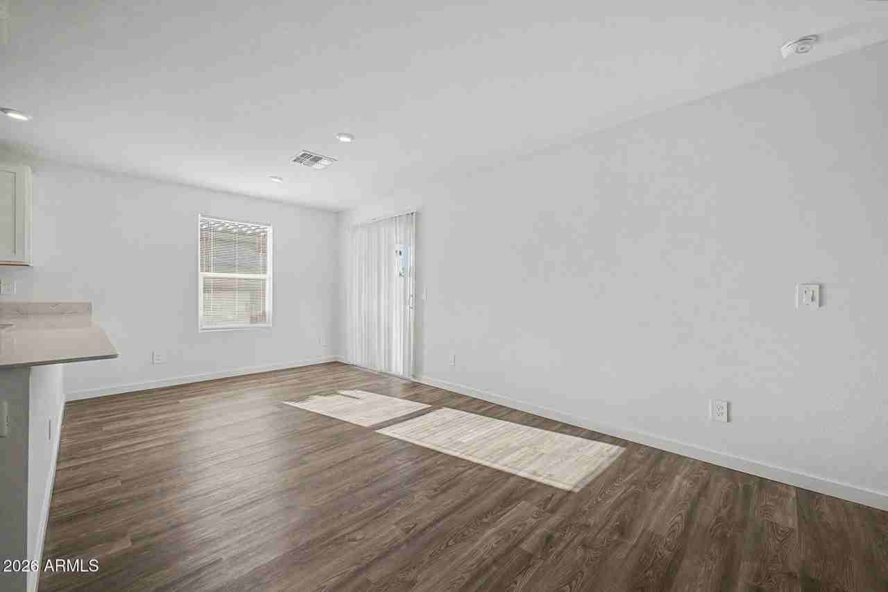 24534 W St Anne Ave - Photo 4 of 19