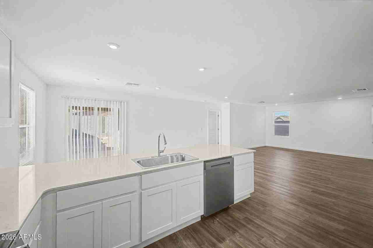 24534 W St Anne Ave - Photo 7 of 19