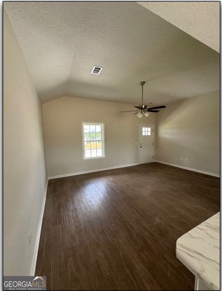 509 509 Nickies Way - Photo 7 of 9