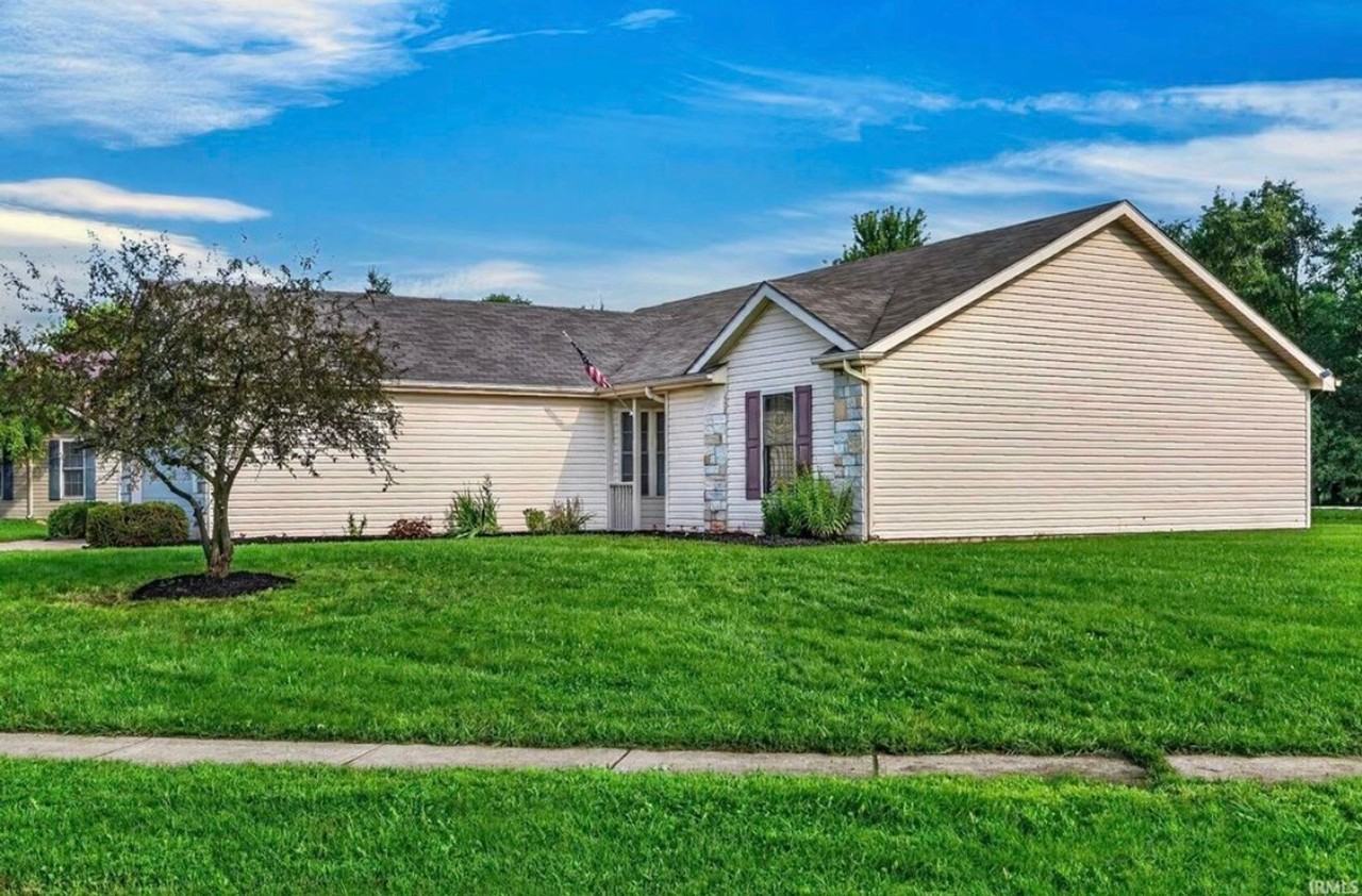 1265 Virginia Ct - Photo 3 of 27