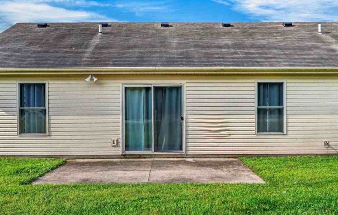 1265 Virginia Ct - Photo 4 of 27