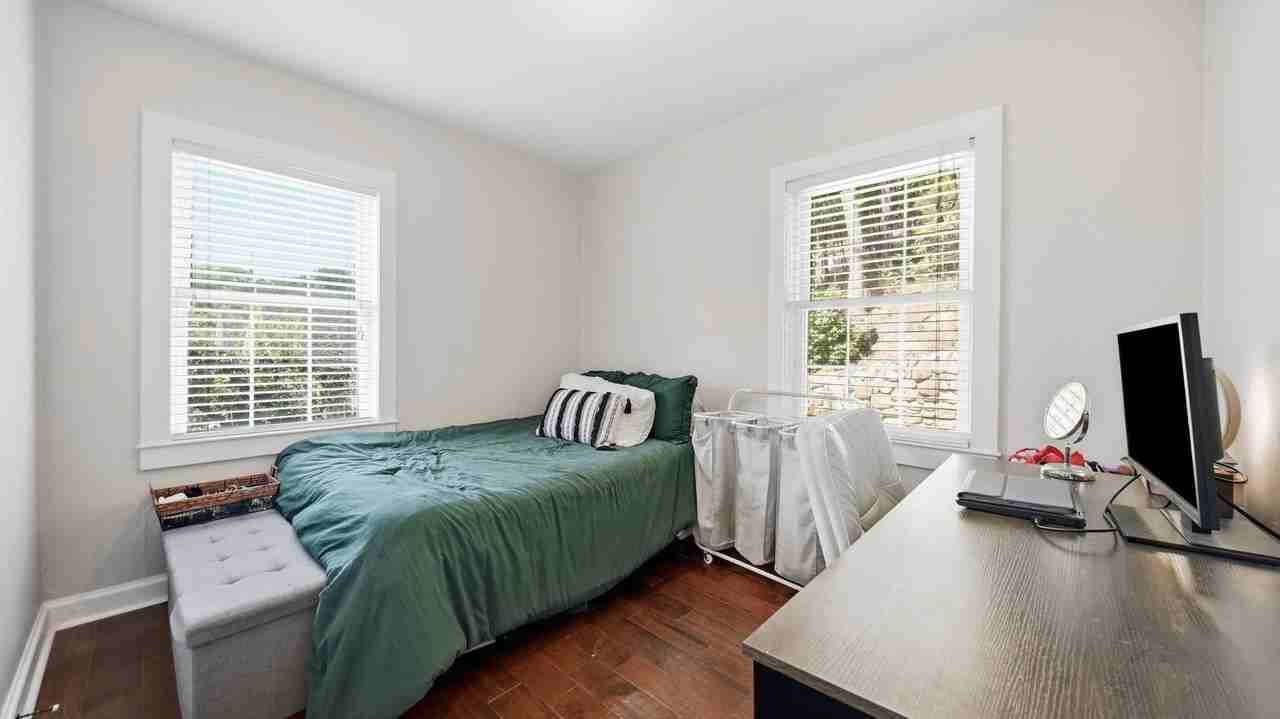 319 Sylvan St - Photo 6 of 15