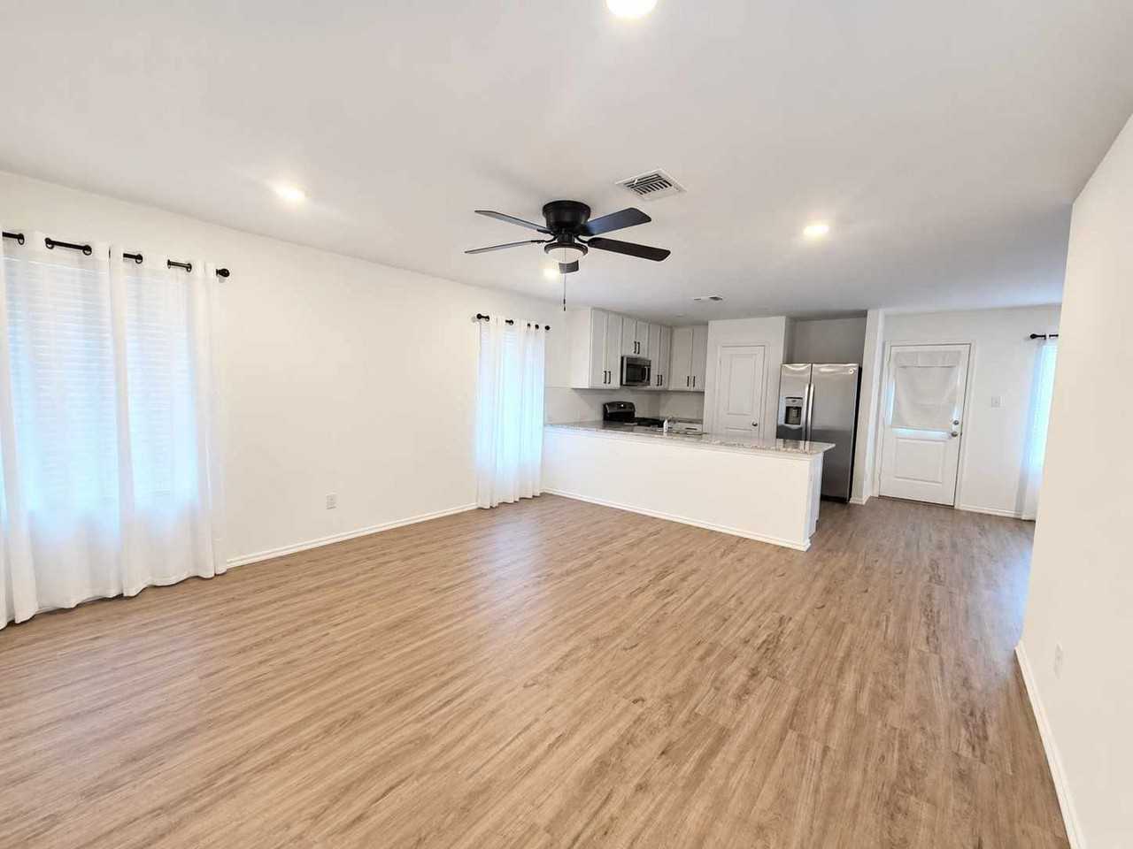 2008 Alpine Beach Ln - Photo 2 of 15