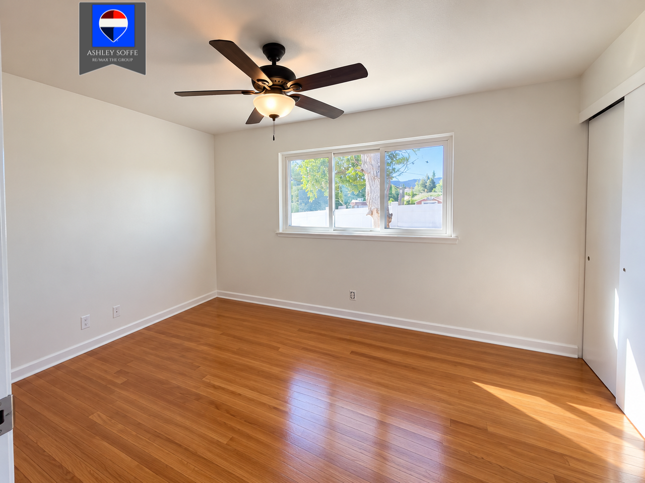 1261 Derington Ave - Photo 5 of 20