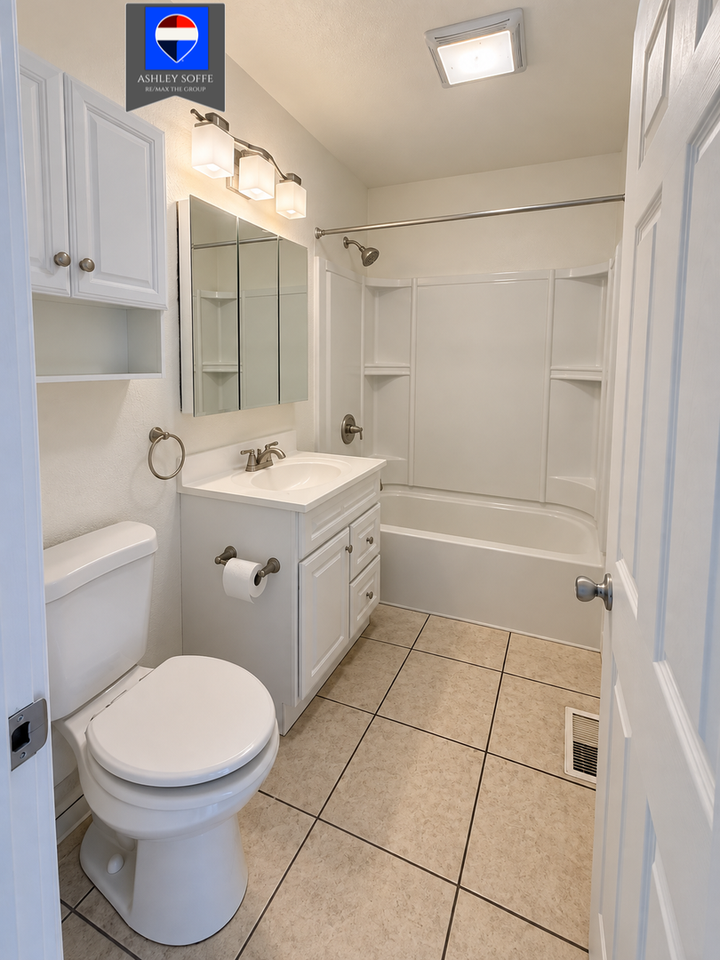 1261 Derington Ave - Photo 7 of 20